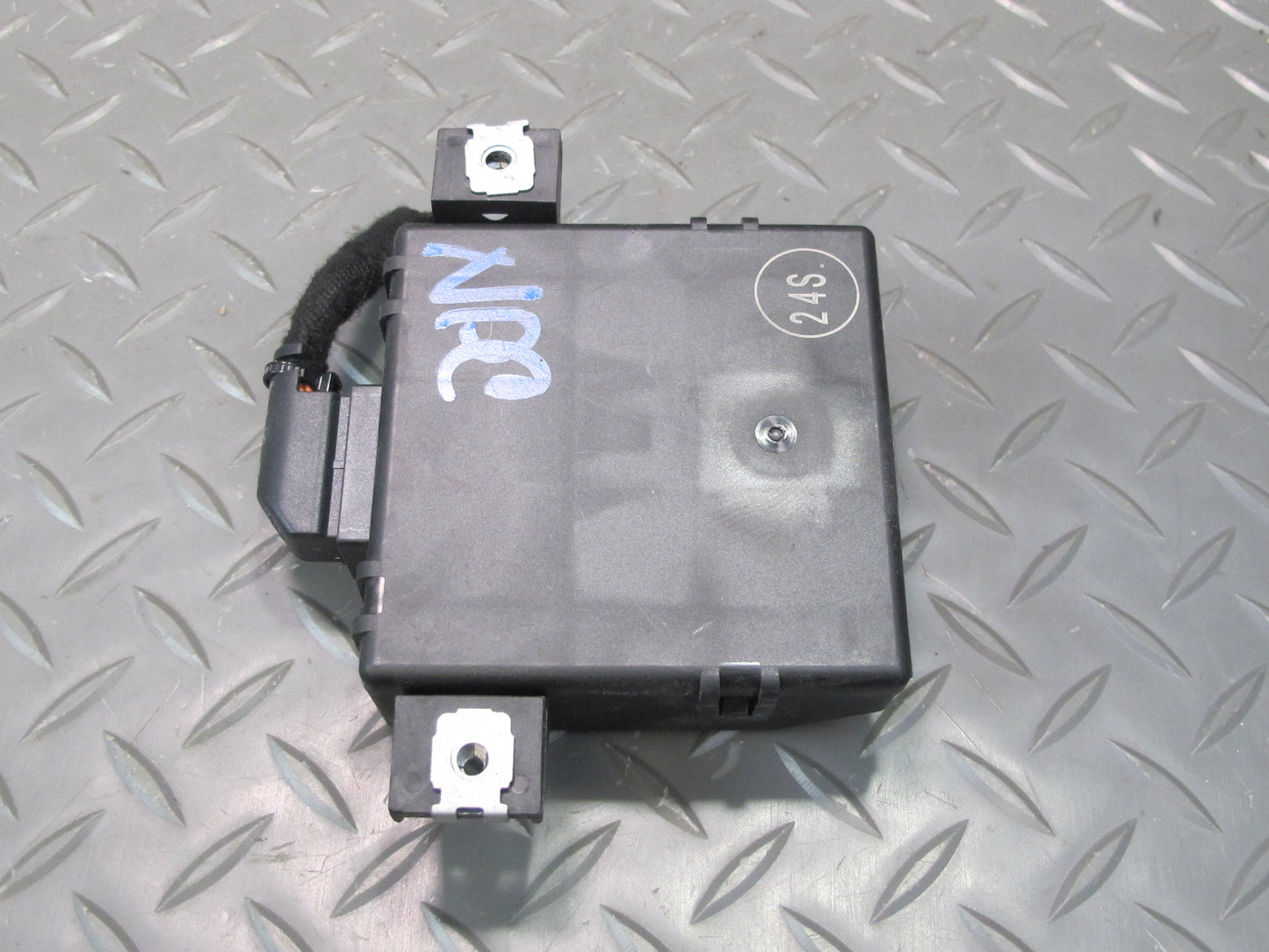 2013-2014 Porsche Cayenne S 958 Gateway Control Module Unit 7PP907530Q