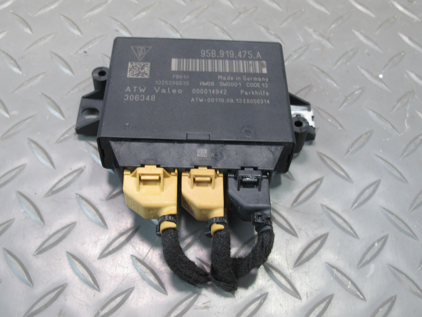 2011-2014 Porsche Cayenne 958  Parking Park Assist Module Unit 95B919475A
