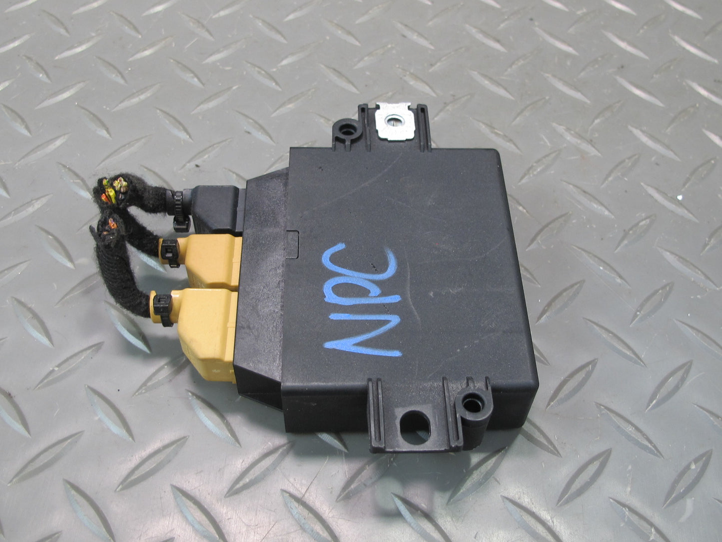 2011-2014 Porsche Cayenne 958  Parking Park Assist Module Unit 95B919475A