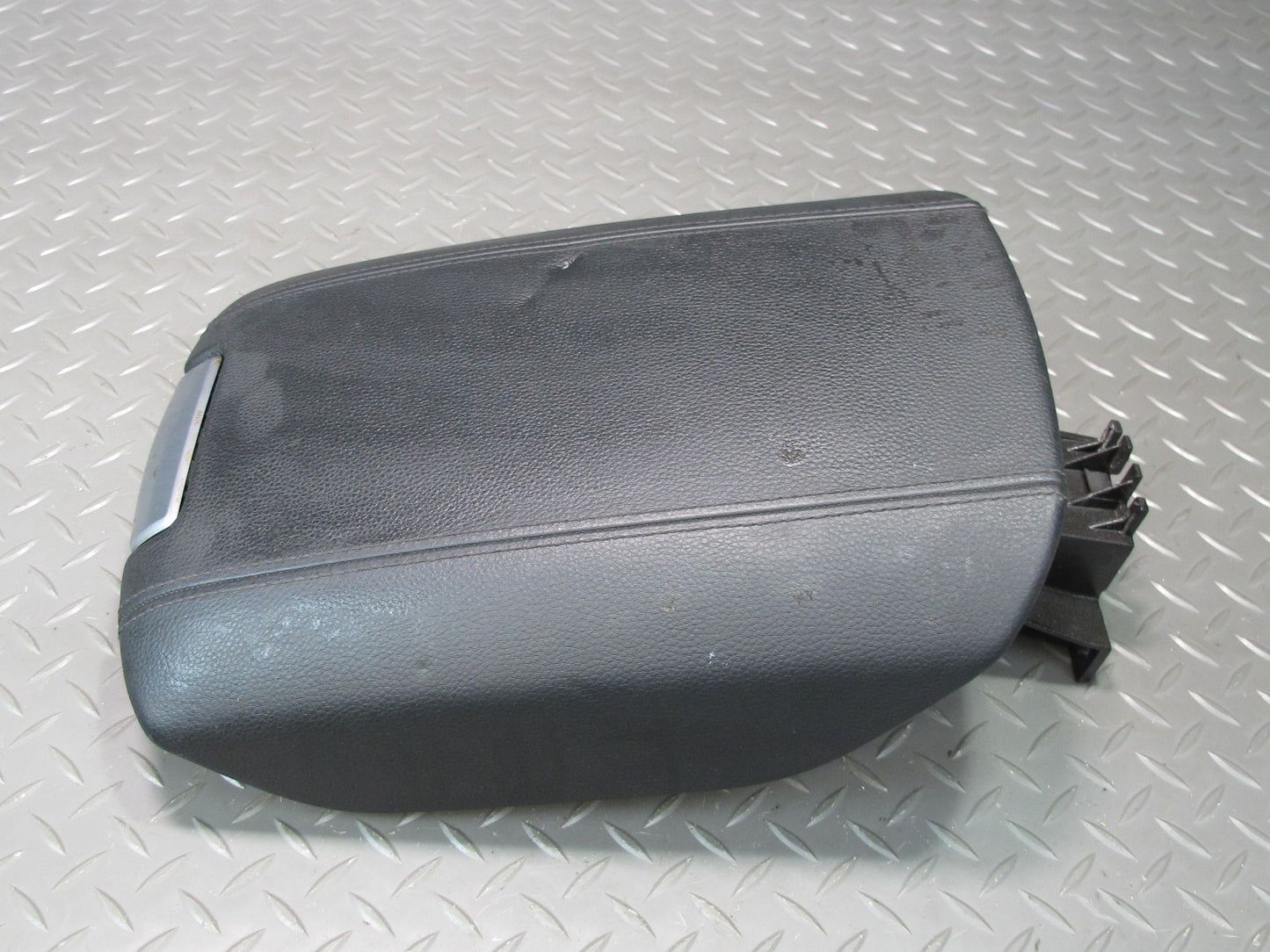 2011-2018 Porsche Cayenne 958 Center Console Lid Armrest Cover Leather Black