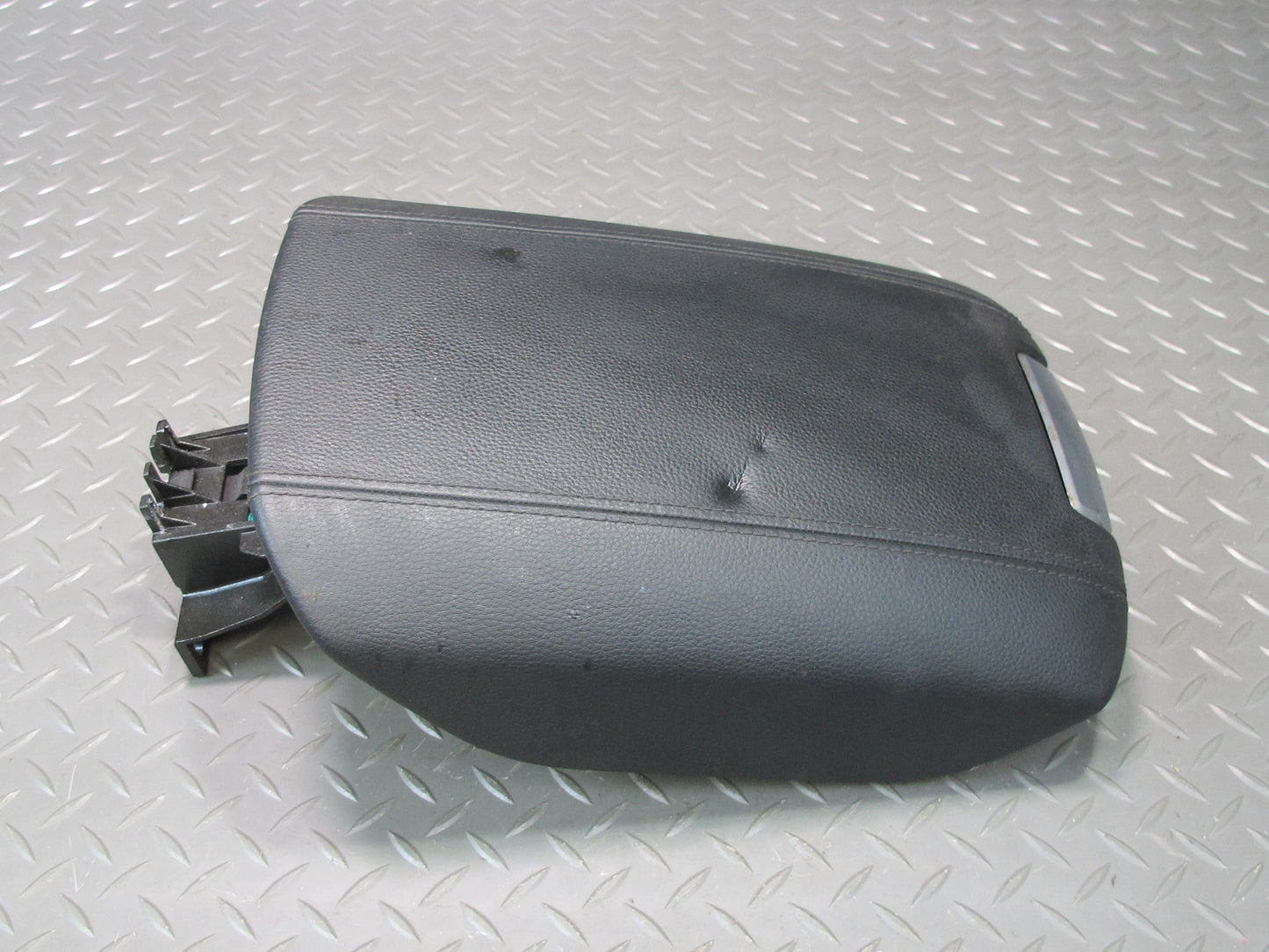 2011-2018 Porsche Cayenne 958 Center Console Lid Armrest Cover Leather Black