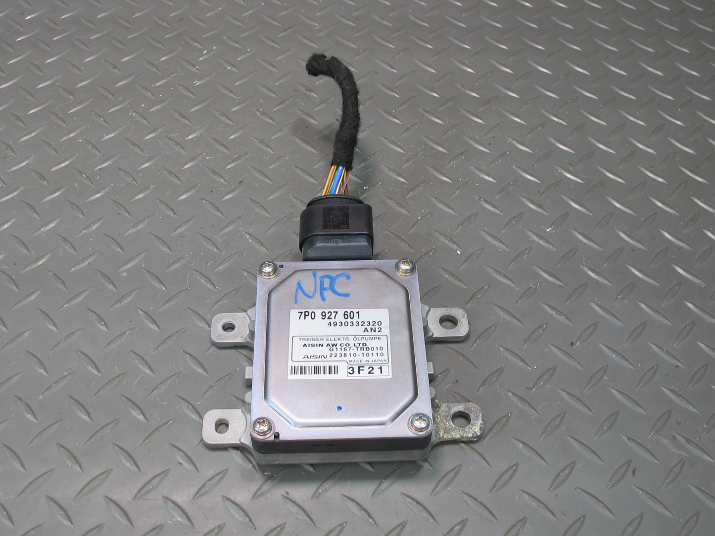 2011-2014 Porsche Cayenne 958 Oil Pump Control Module Unit 7P0927601