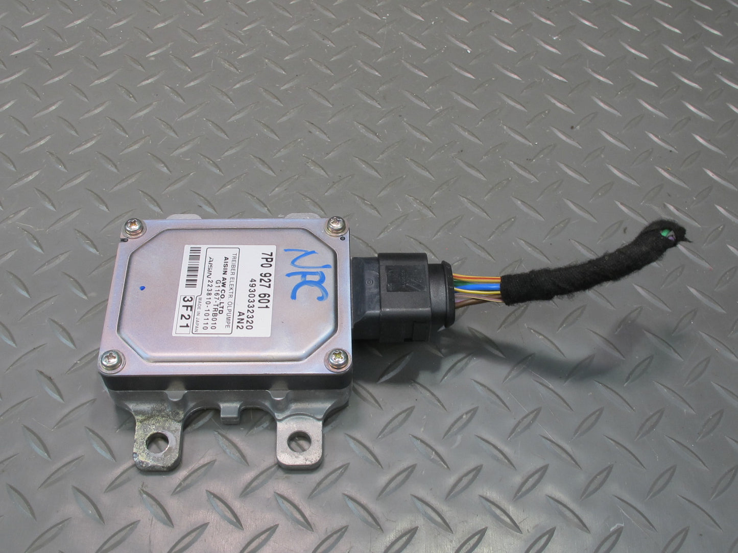 2011-2014 Porsche Cayenne 958 Oil Pump Control Module Unit 7P0927601