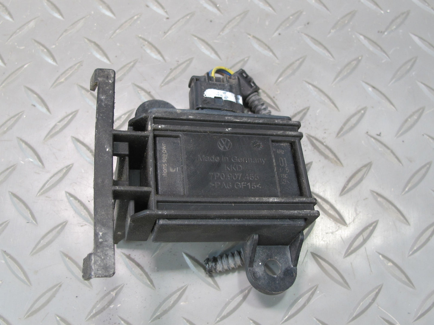 2011-2016 Porsche Cayenne 958 TPMS Tire Pressure Monitoring Sensor 7P0907455