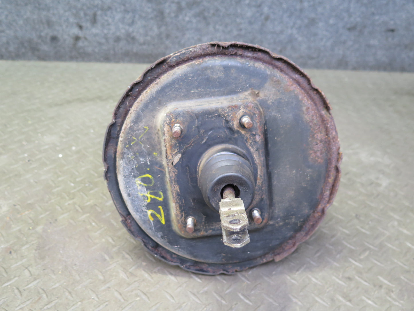 76-78 Datsun S30 280Z 2+2 Brake Master Cylinder Booster Fluid Reservoir Tank OEM