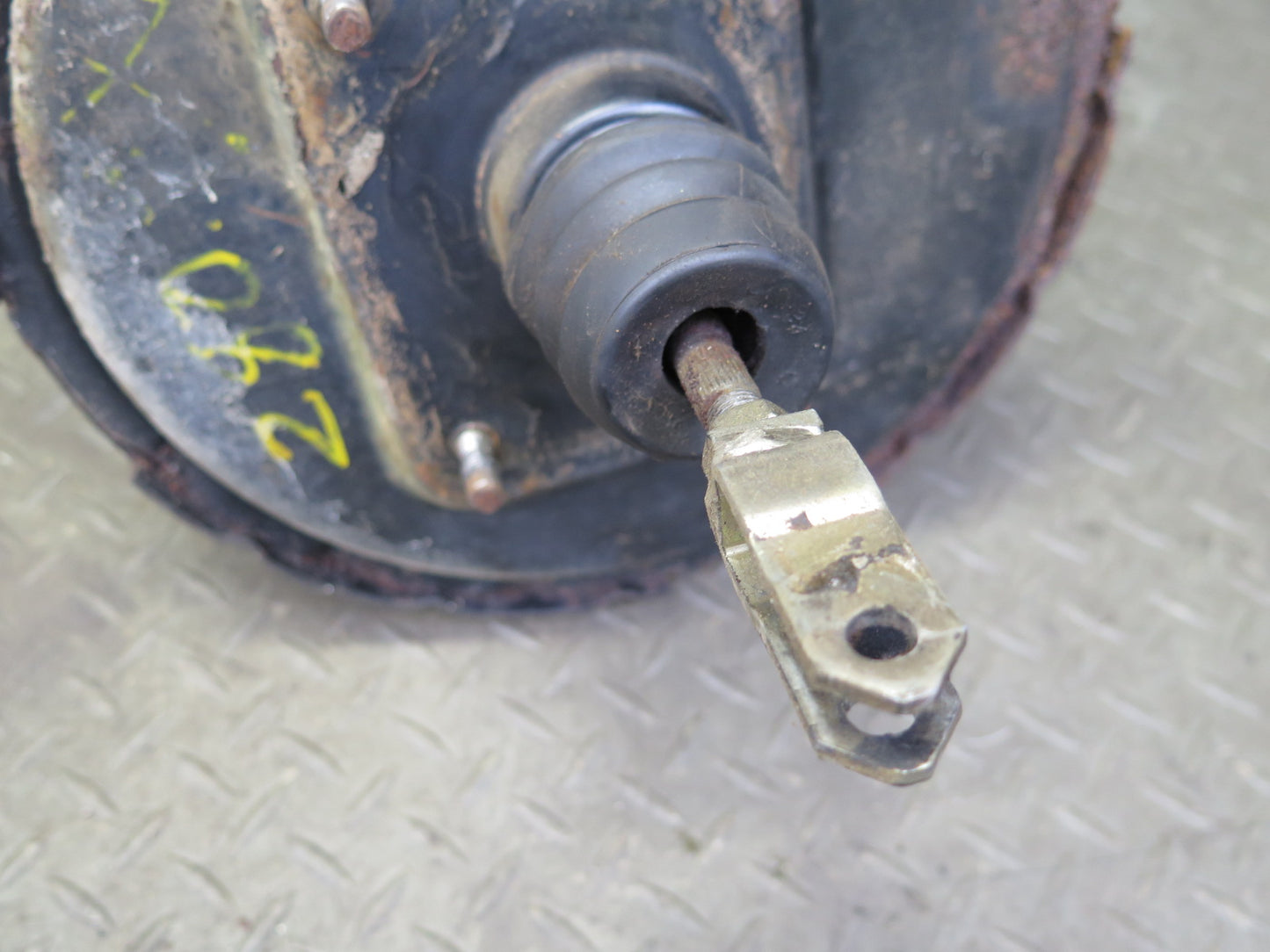 76-78 Datsun S30 280Z 2+2 Brake Master Cylinder Booster Fluid Reservoir Tank OEM