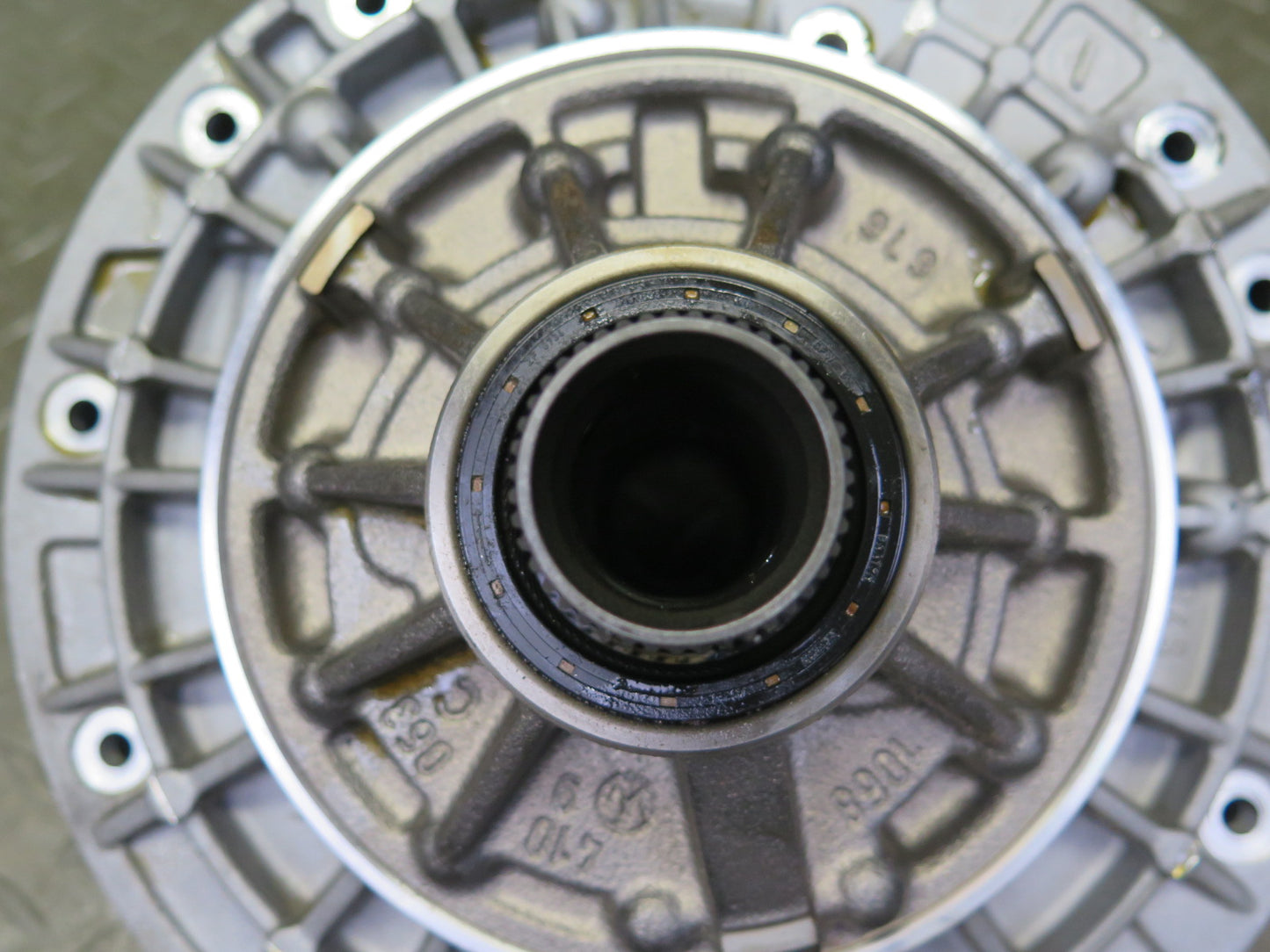 2010 Audi 8T S5 Coupe 4.2L LMJ Automatic Transmission Oil Pump 101K Miles OEM