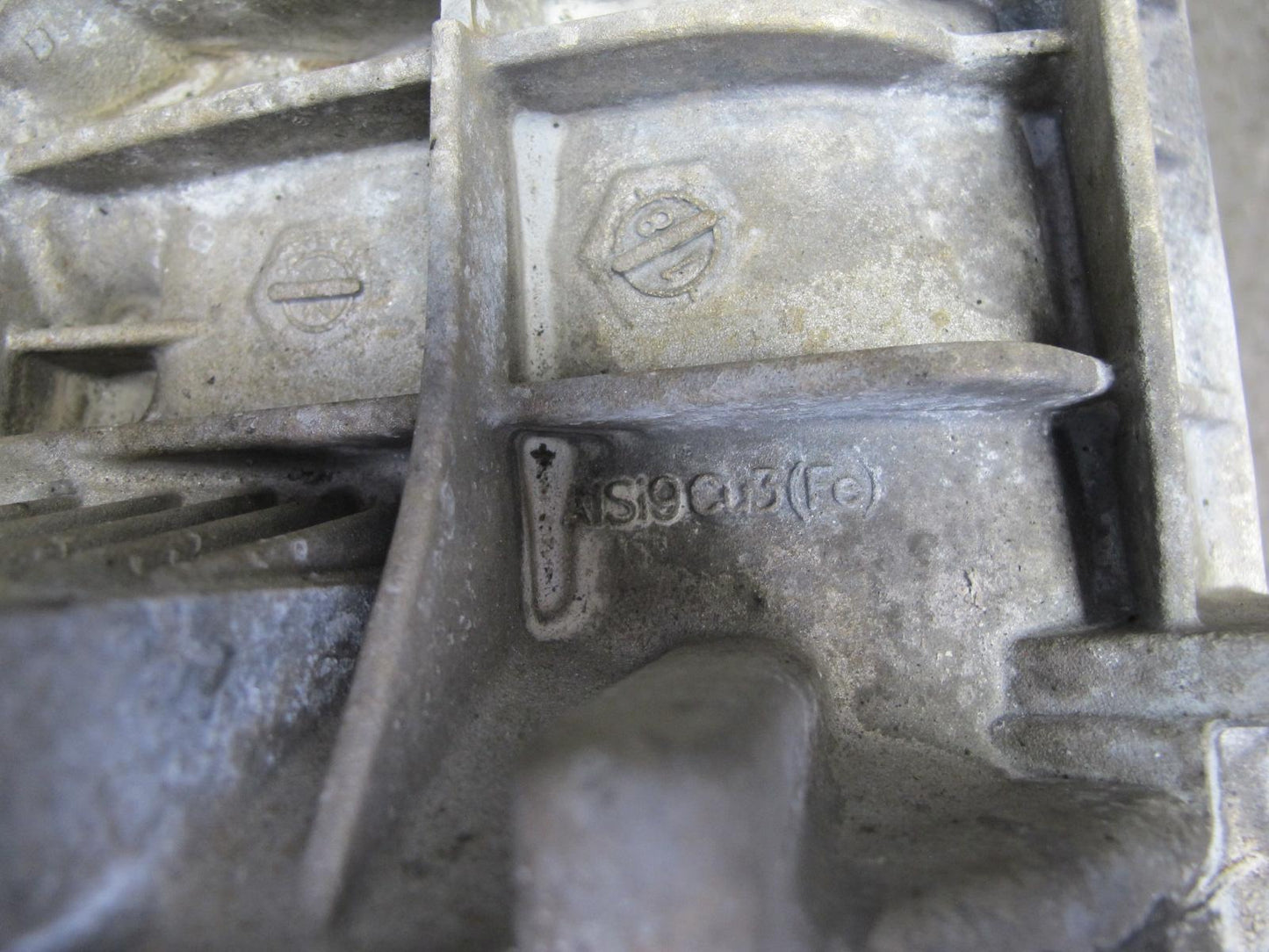 2011-2014 Porsche Cayenne S 958 4.8L AWD Transmission Transfer Case Box w Motor