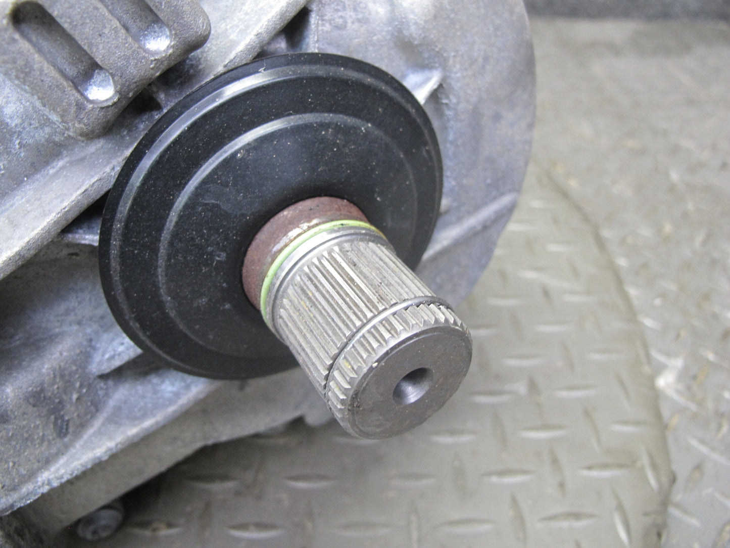 2011-2014 Porsche Cayenne S 958 4.8L AWD Transmission Transfer Case Box w Motor