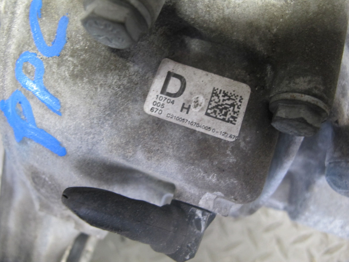 2011-2014 Porsche Cayenne 958 4.8L Turbo Front Axle Differential Carrier 2.92