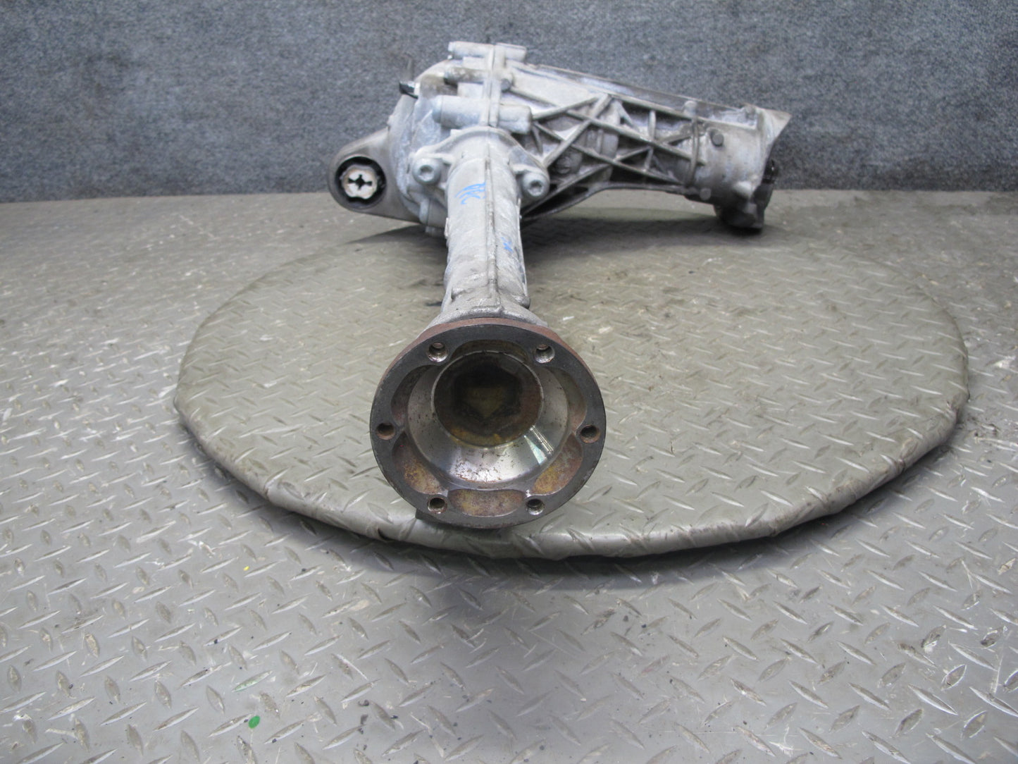 2011-2014 Porsche Cayenne 958 4.8L Turbo Front Axle Differential Carrier 2.92