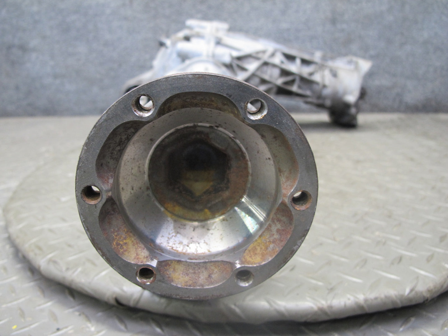 2011-2014 Porsche Cayenne 958 4.8L Turbo Front Axle Differential Carrier 2.92