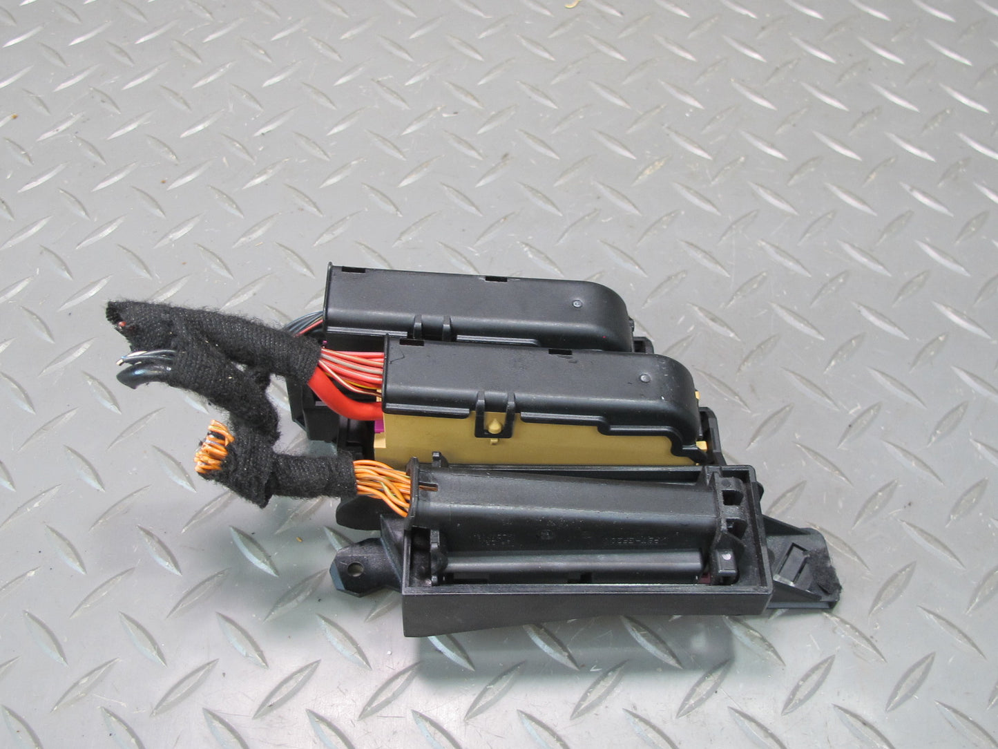 09-16 Audi B8 A5 S5 Fuse Relay Box w Holder OEM