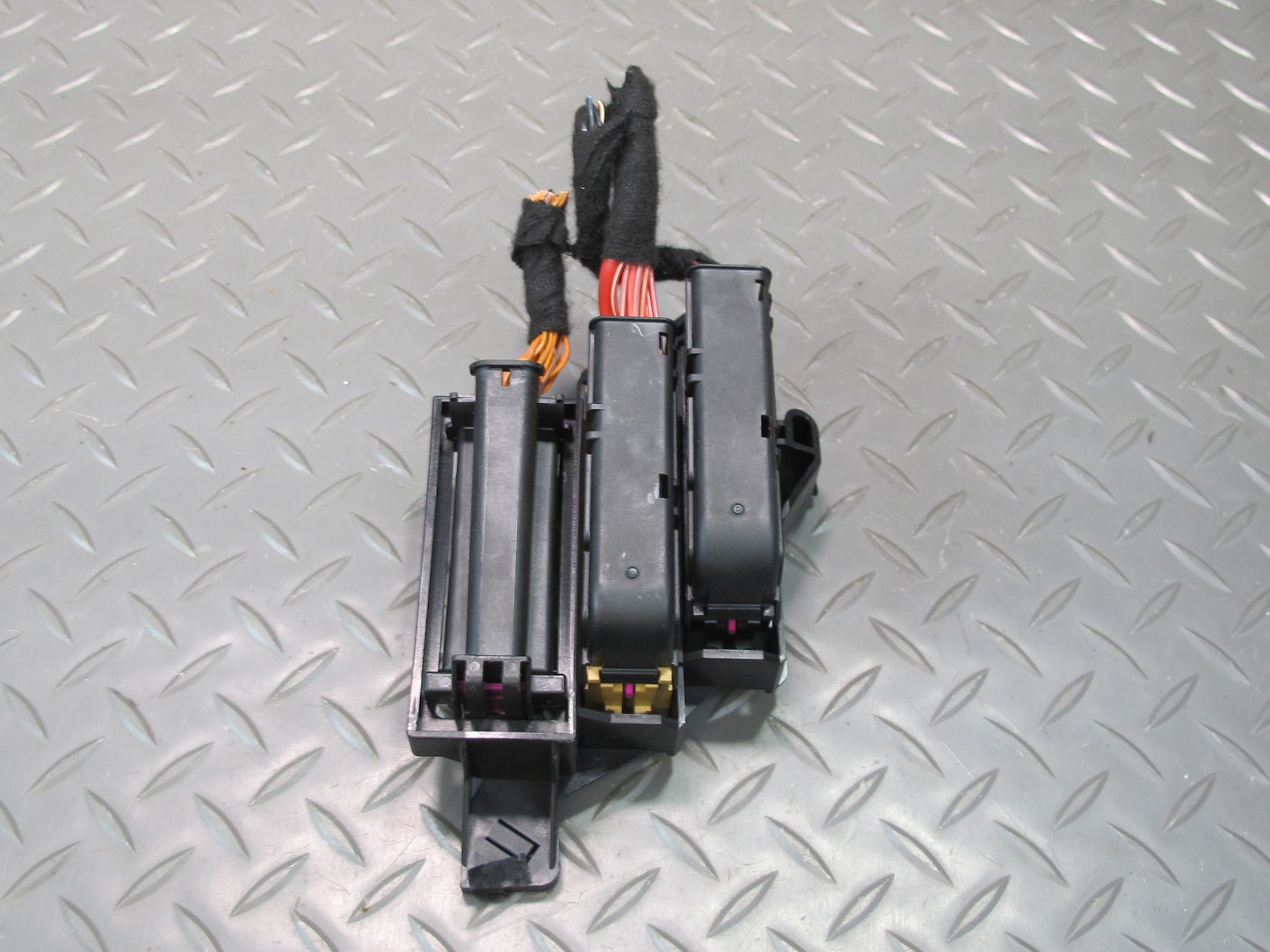 09-16 Audi B8 A5 S5 Fuse Relay Box w Holder OEM