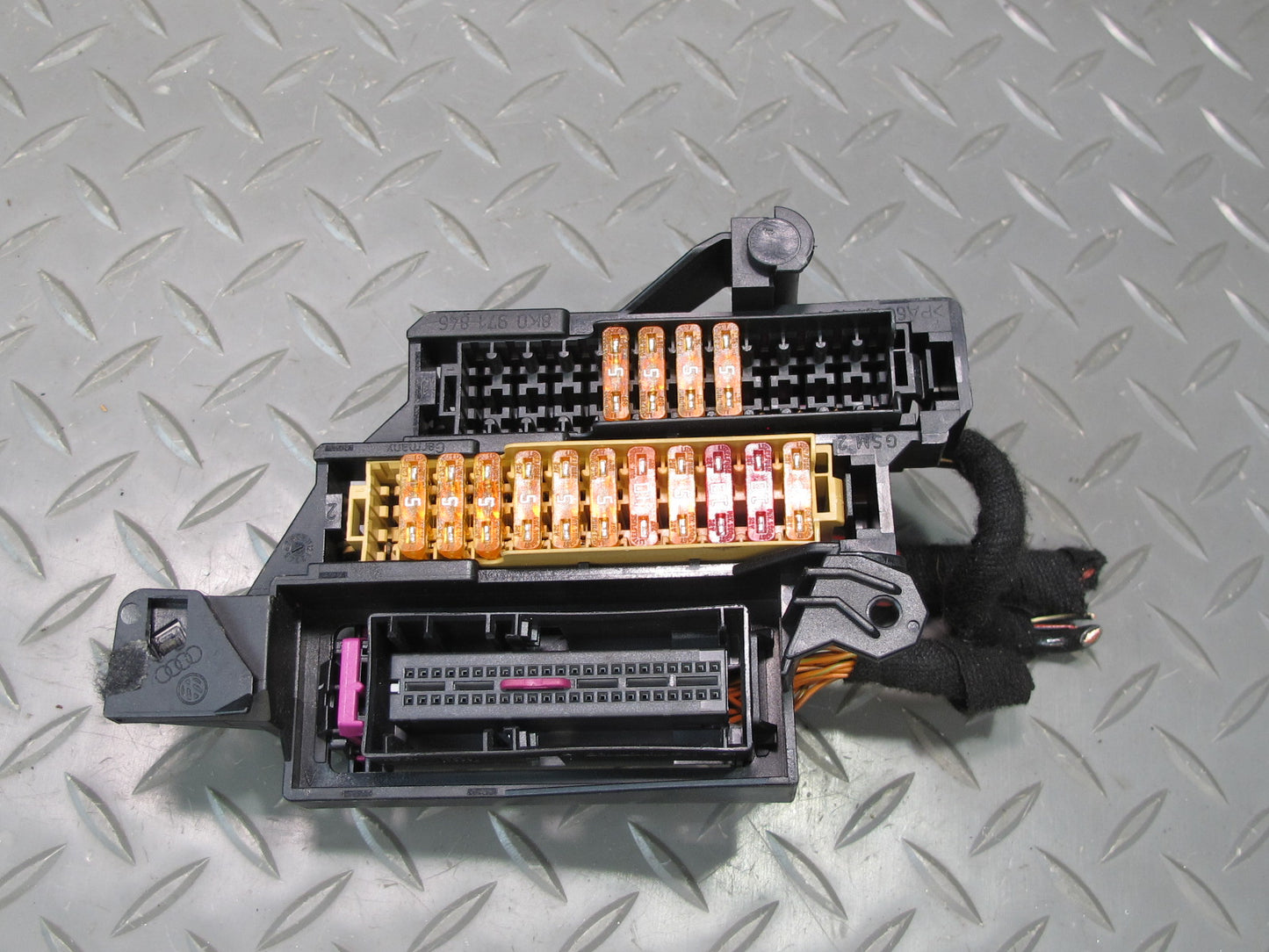 09-16 Audi B8 A5 S5 Fuse Relay Box w Holder OEM