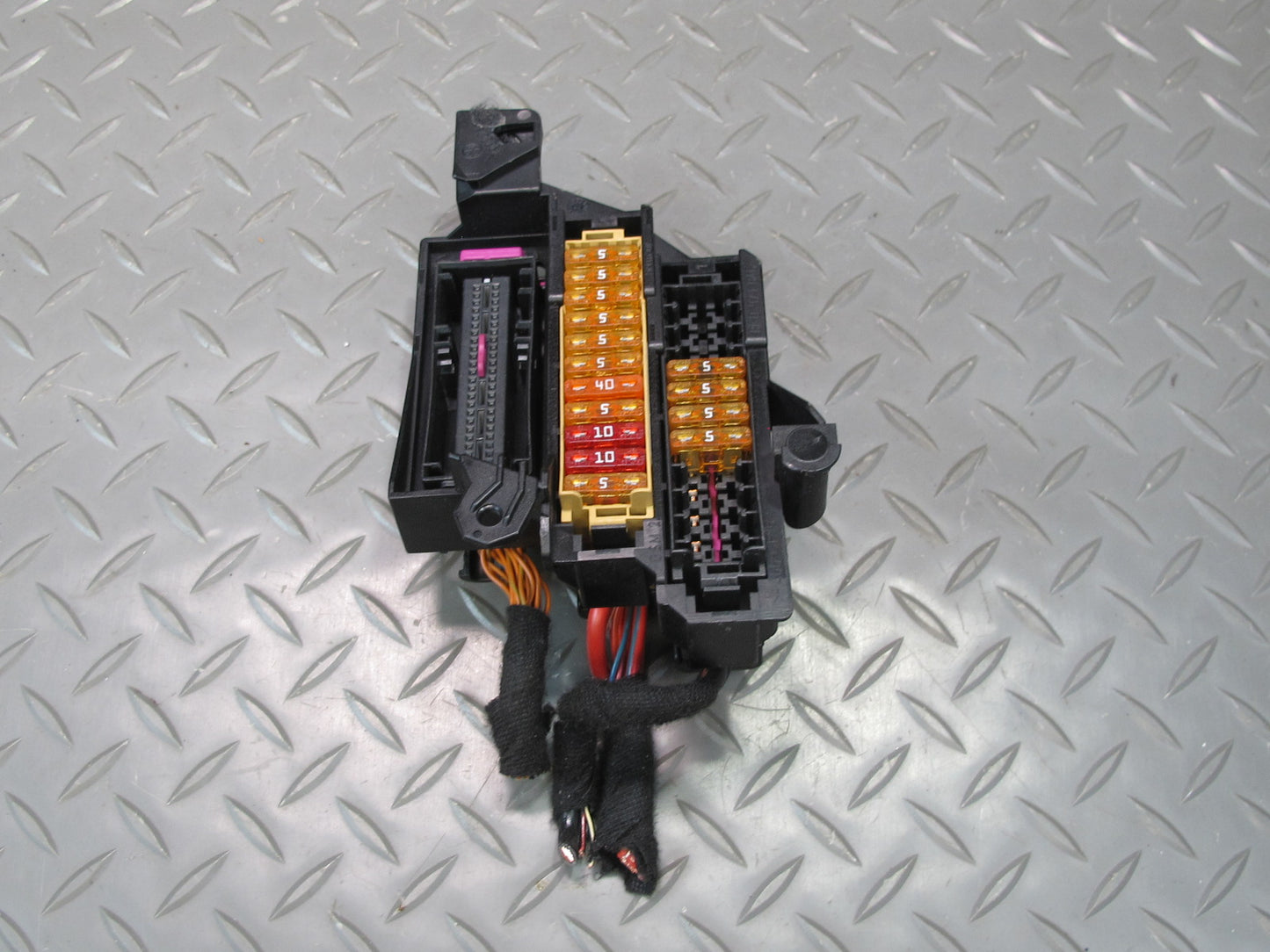 09-16 Audi B8 A5 S5 Fuse Relay Box w Holder OEM