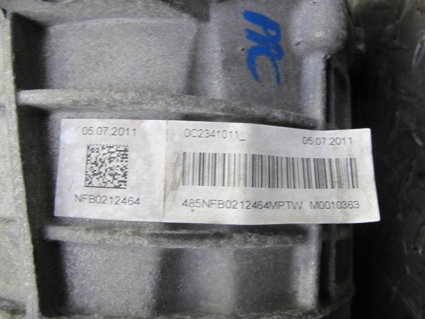 11-14 Porsche Cayenne 958 4.8L Turbo AWD Transmission Transfer Case Box W/ Motor