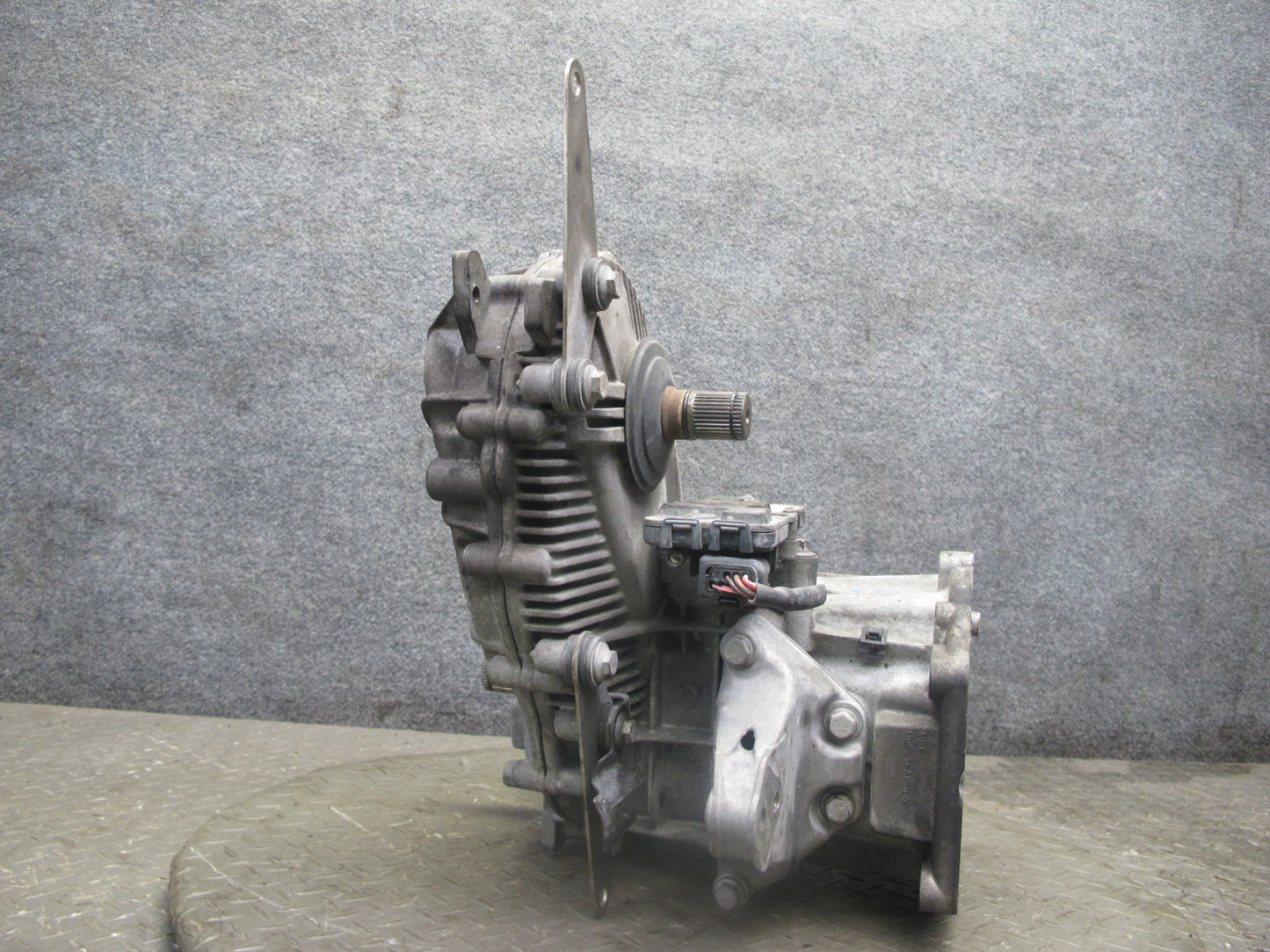 11-14 Porsche Cayenne 958 4.8L Turbo AWD Transmission Transfer Case Box W/ Motor