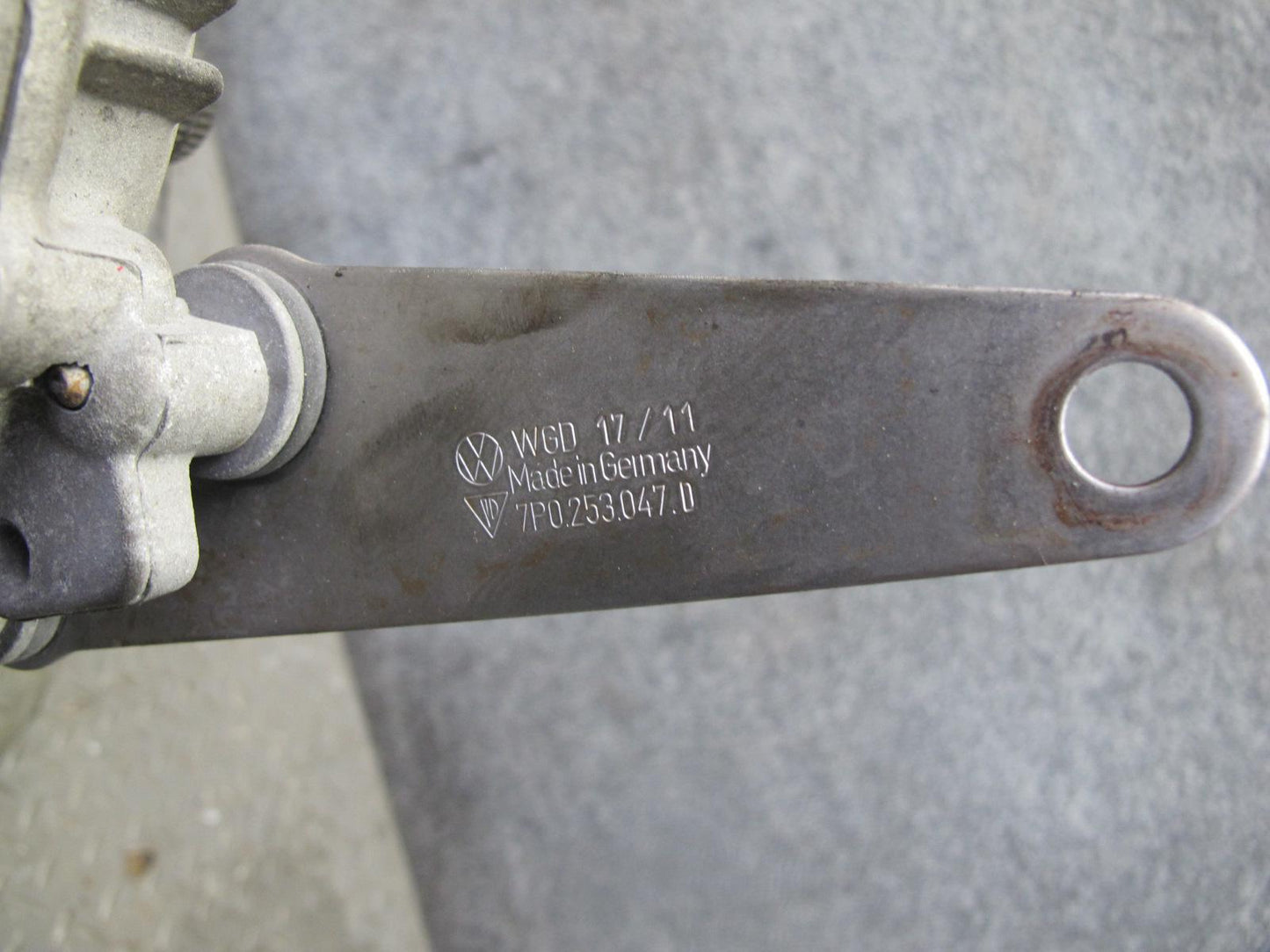 11-14 Porsche Cayenne 958 4.8L Turbo AWD Transmission Transfer Case Box W/ Motor