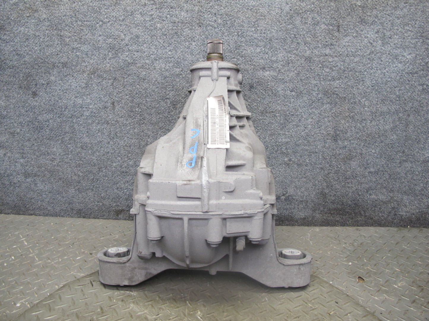 2011-2014 Porsche Cayenne 958 4.8L Turbo Rear Axle Differential Carrier 2.92