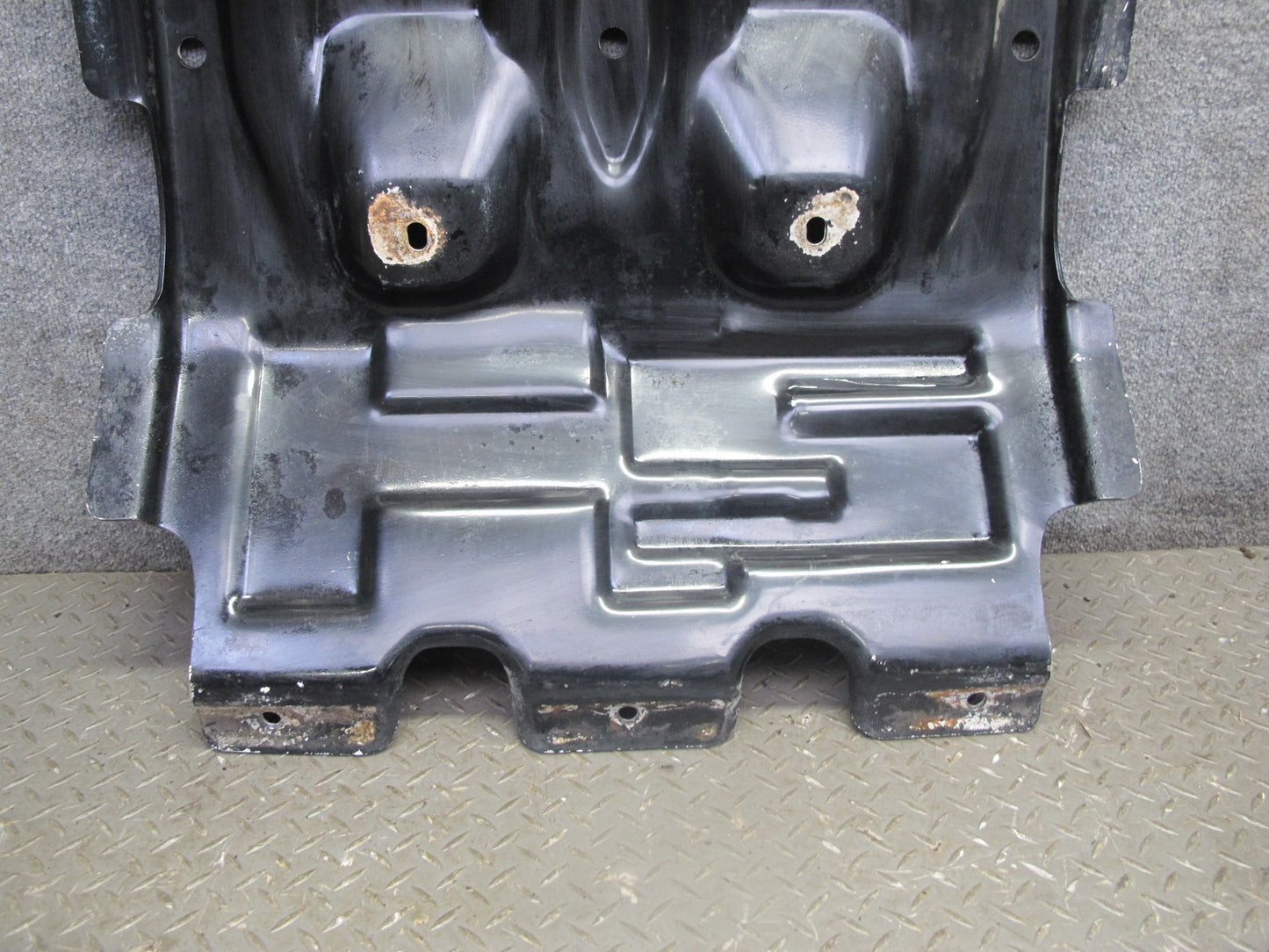 2003-2009 Hummer H2 Under Engine Splash Shield Guard Panel 15058411