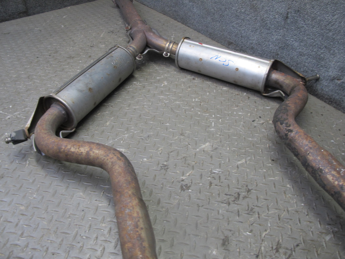 92-00 Lexus JZZ31L SC300 2JZGE Rear Exhaust Pipe Resonator OEM