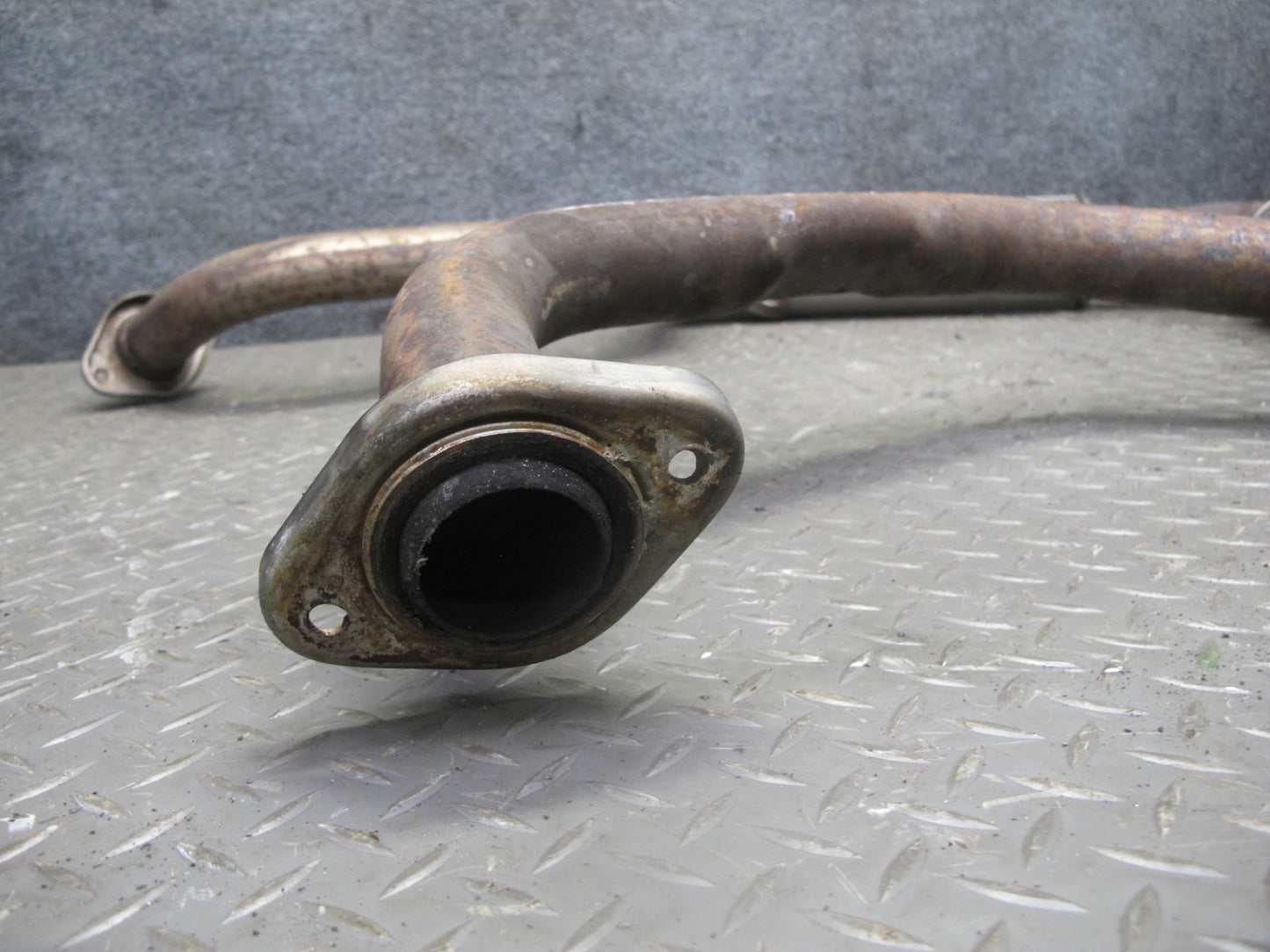 92-00 Lexus JZZ31L SC300 2JZGE Rear Exhaust Pipe Resonator OEM