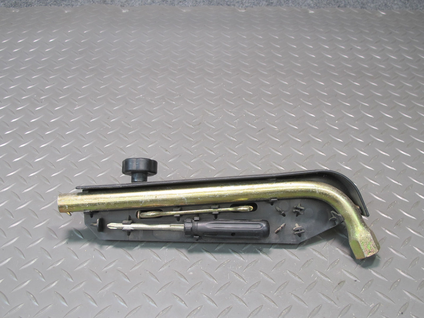 97-03 VW Eurovan T4 Emergency Spare Tire Lift Jack Wrench Tool Set OEM