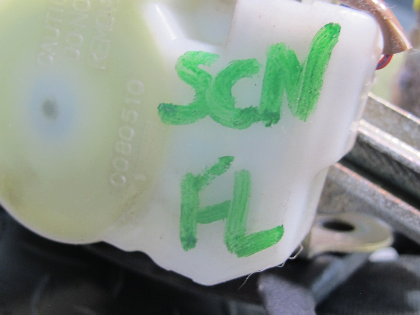 97-00 LEXUS JZZ31L SC300 SC400 SET OF 2 FRONT RIGHT LEFT SEAT BELT RETRACTOR BUCKLE OEM