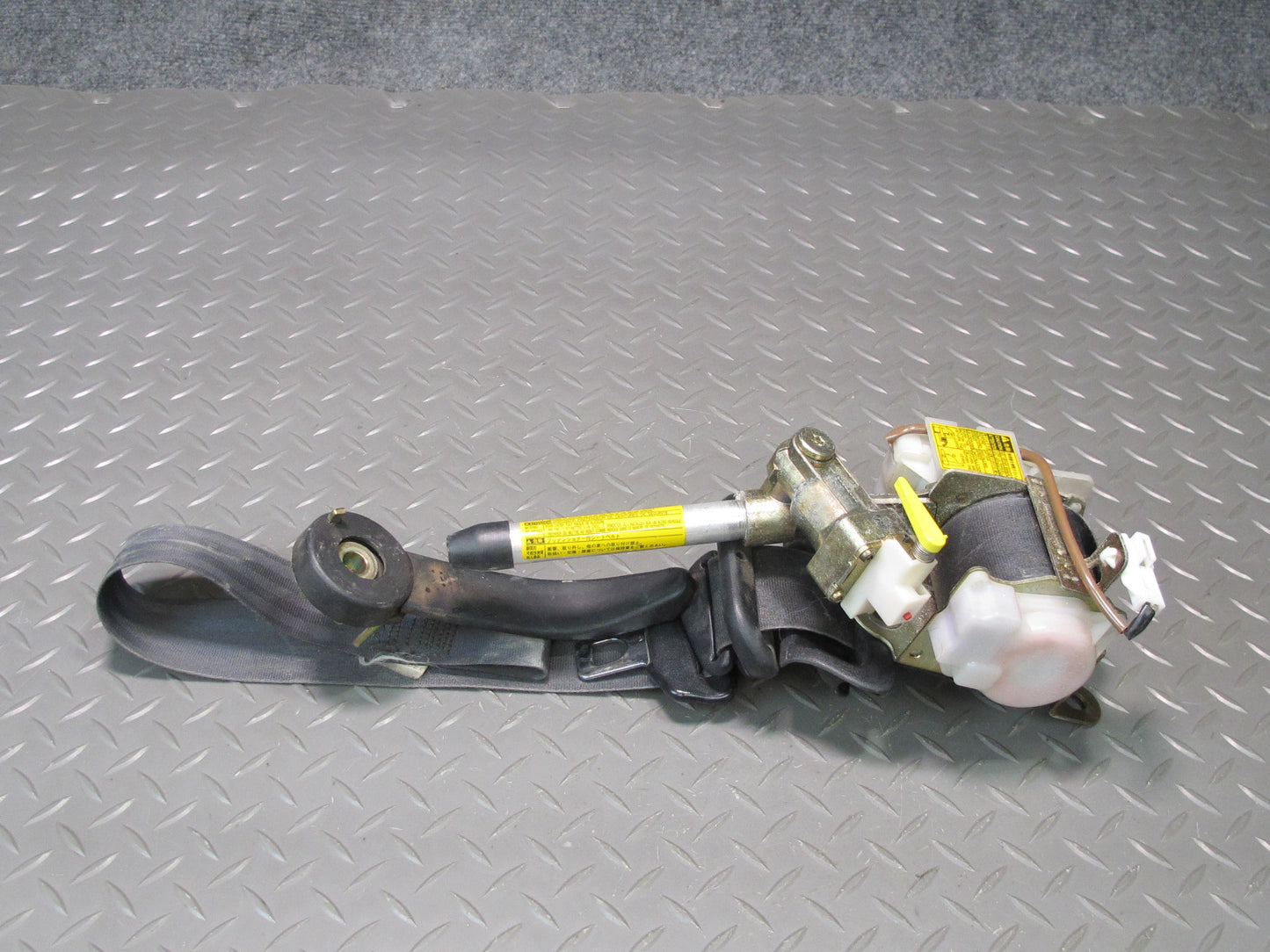 97-00 LEXUS JZZ31L SC300 SC400 SET OF 2 FRONT RIGHT LEFT SEAT BELT RETRACTOR BUCKLE OEM