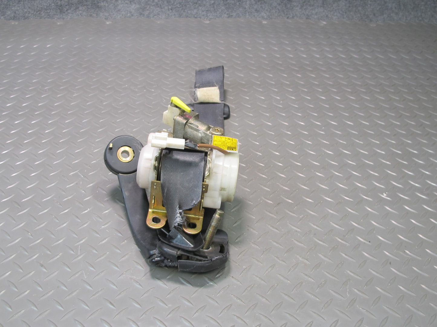 97-00 LEXUS JZZ31L SC300 SC400 SET OF 2 FRONT RIGHT LEFT SEAT BELT RETRACTOR BUCKLE OEM