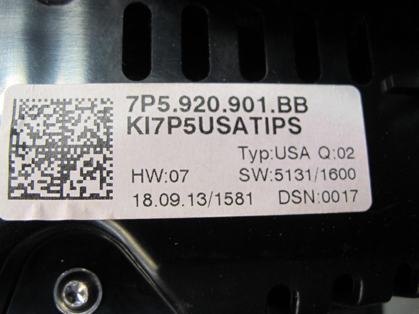 2013-2014 Porsche Cayenne 958 Speedometer Instrument Cluster Gauge 7P5920901BB