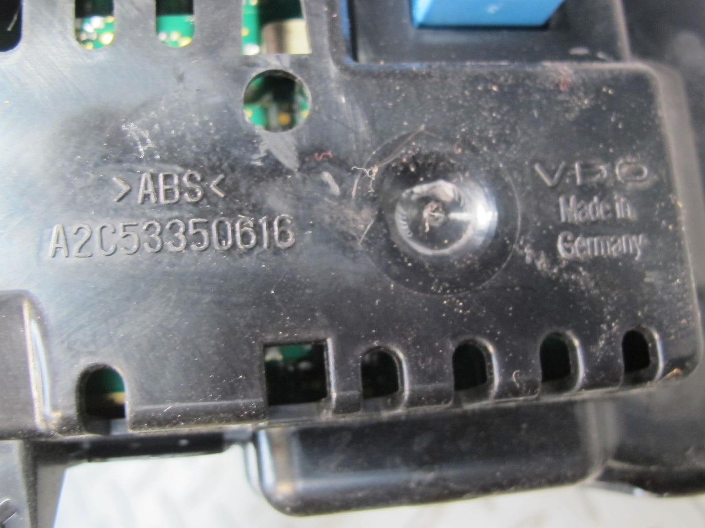 2013-2014 Porsche Cayenne 958 Speedometer Instrument Cluster Gauge 7P5920901BB