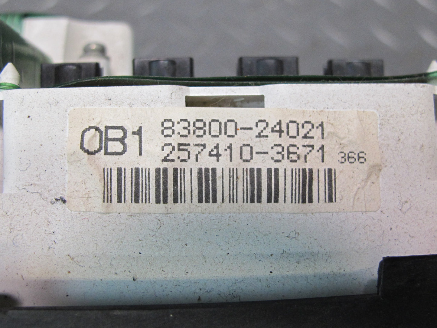 98-00 Lexus JZZ31L SC300 A/T Instrument Cluster Speedometer 83800-24021 OEM