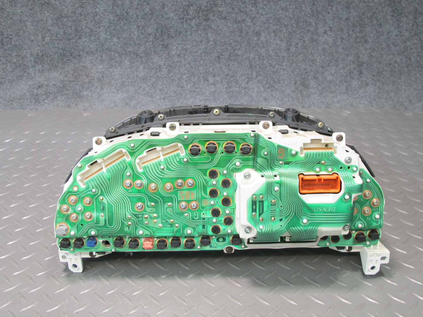 98-00 Lexus JZZ31L SC300 A/T Instrument Cluster Speedometer 83800-24021 OEM