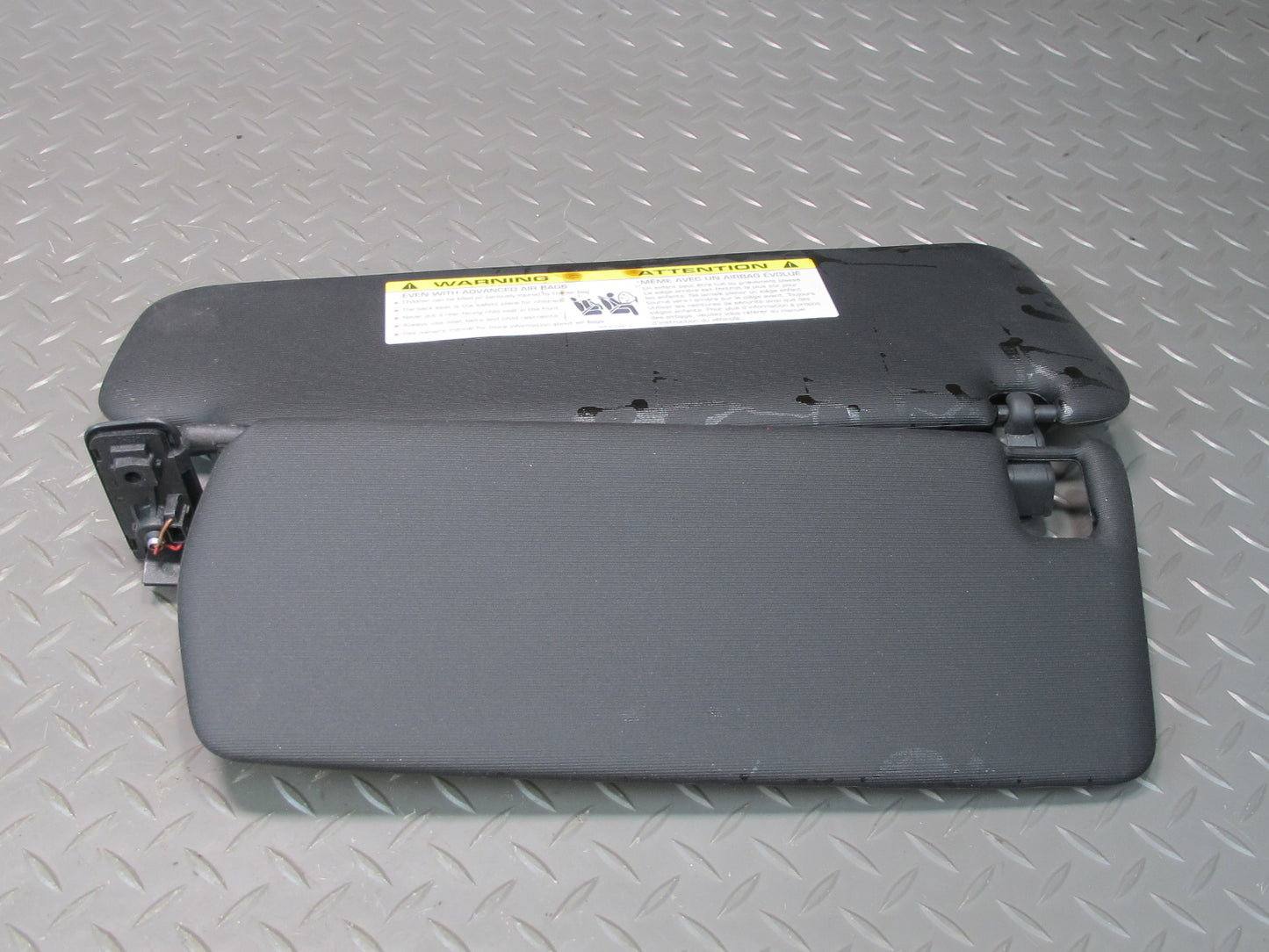 2011-2014 Porsche Cayenne 958 Front Sun Visor Shade Right & Left Side Black Set