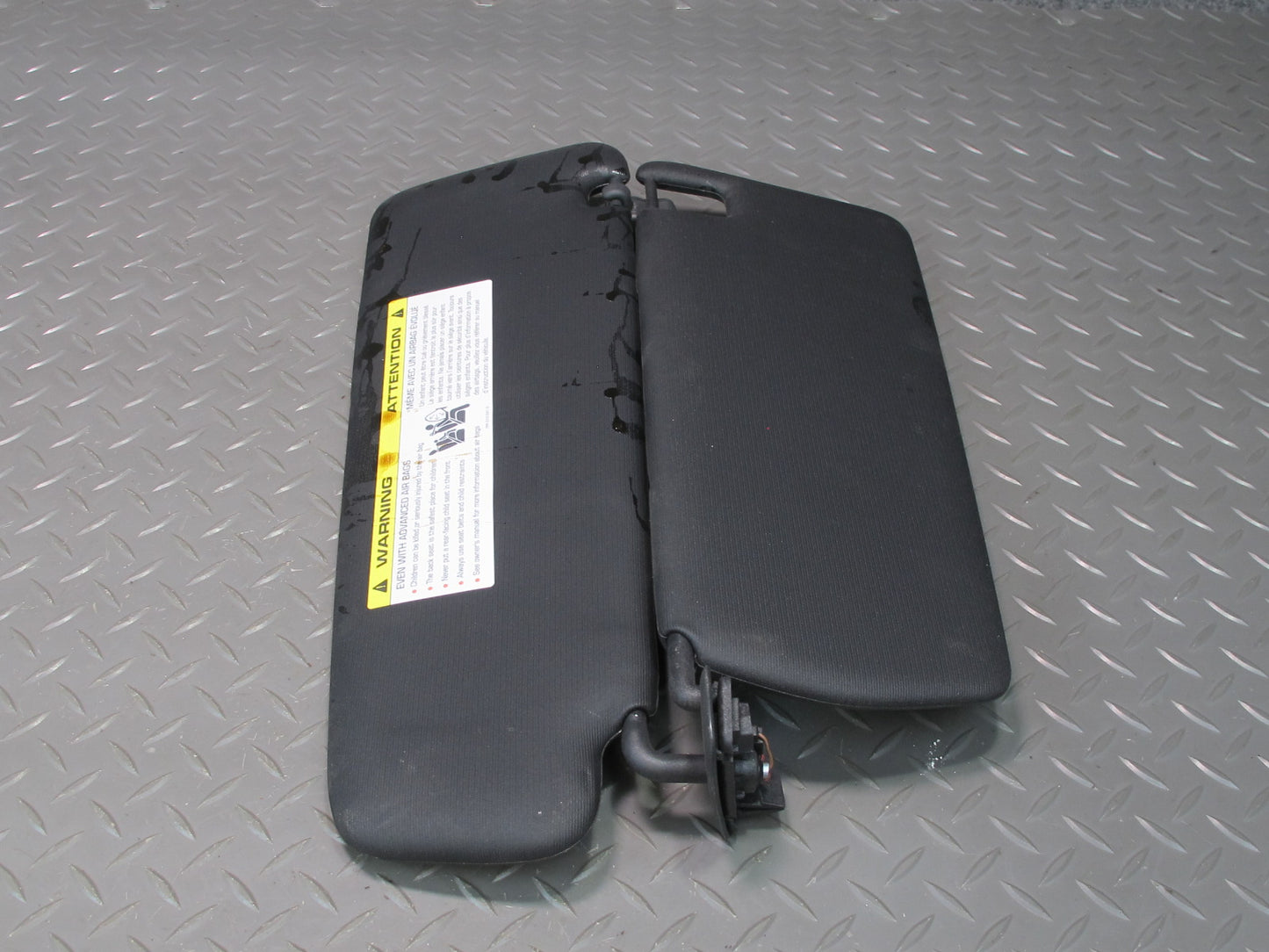 2011-2014 Porsche Cayenne 958 Front Sun Visor Shade Right & Left Side Black Set