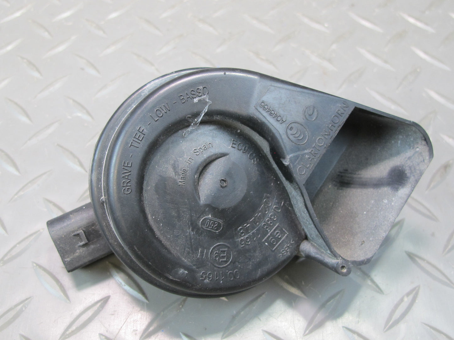 08-16 Audi A5 S5 Set of 2 High & Low Tone Note Pitch Horn Signal OEM