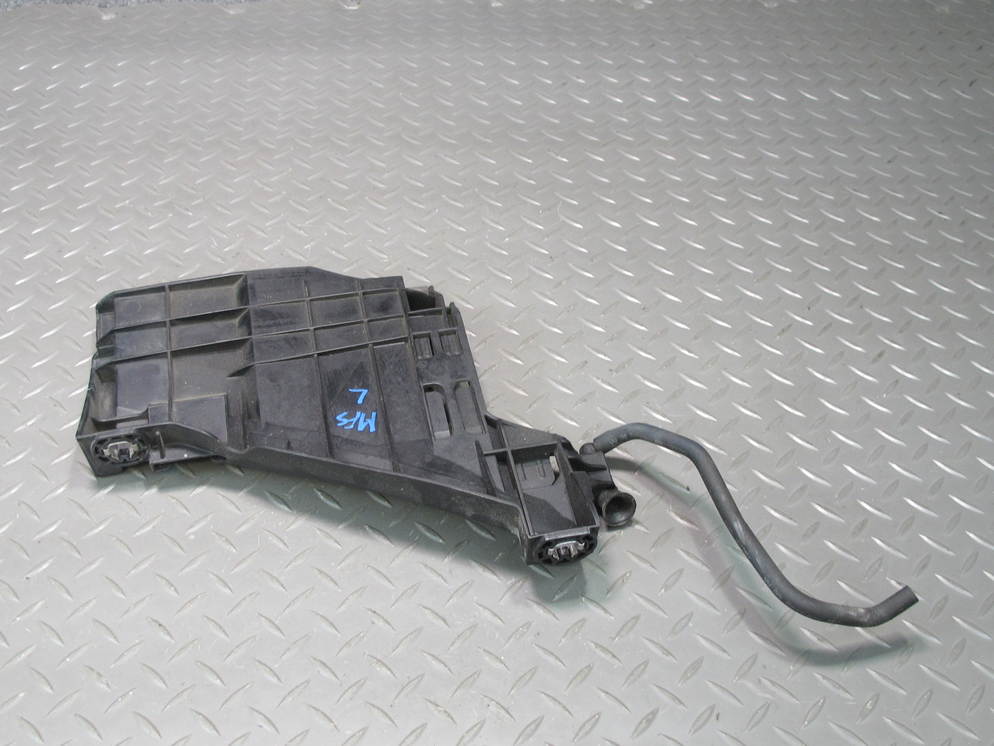 08-12 Audi A5 S5 Front Left Headlight Lower Mount Holder Support OEM