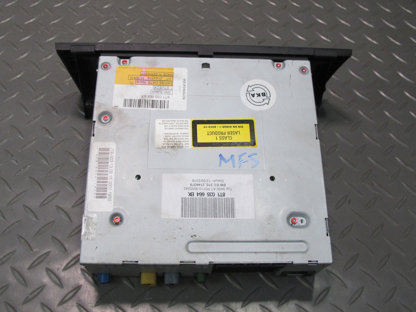 2010 Audi A5 S5 Dash DVD MMI Multimedia Player Head Unit 8T1035664BX OEM