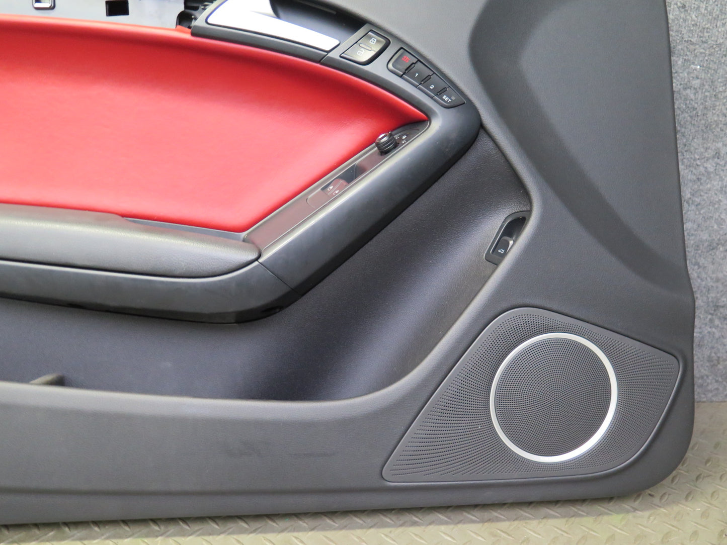 08-11 Audi A5 S5 Coupe Front Right & Left Side Door Interior Trim Panel Set OEM