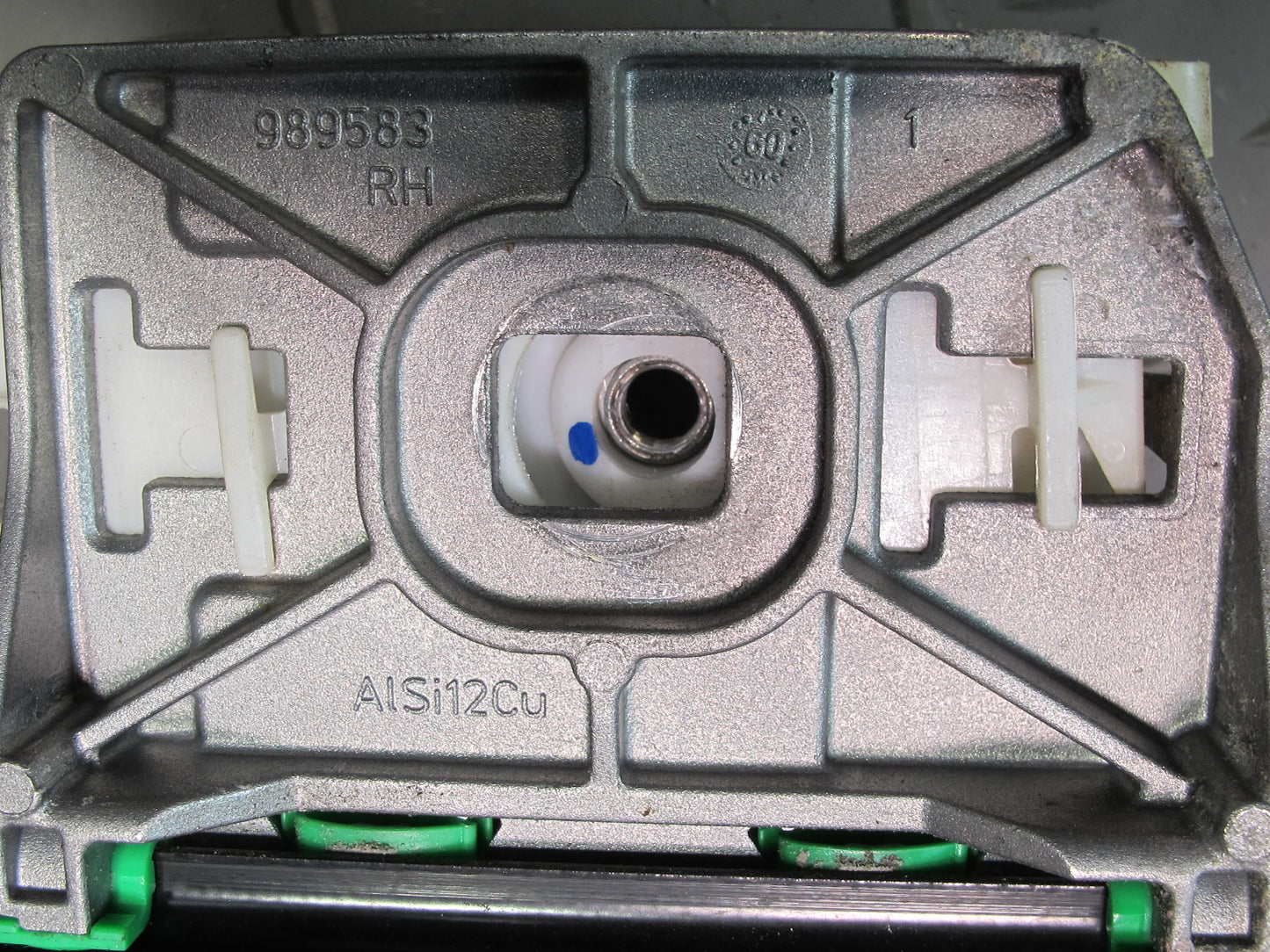 09-16 Audi A5 S5 Right Passenger Door Window Regulator 8T0837462C OEM