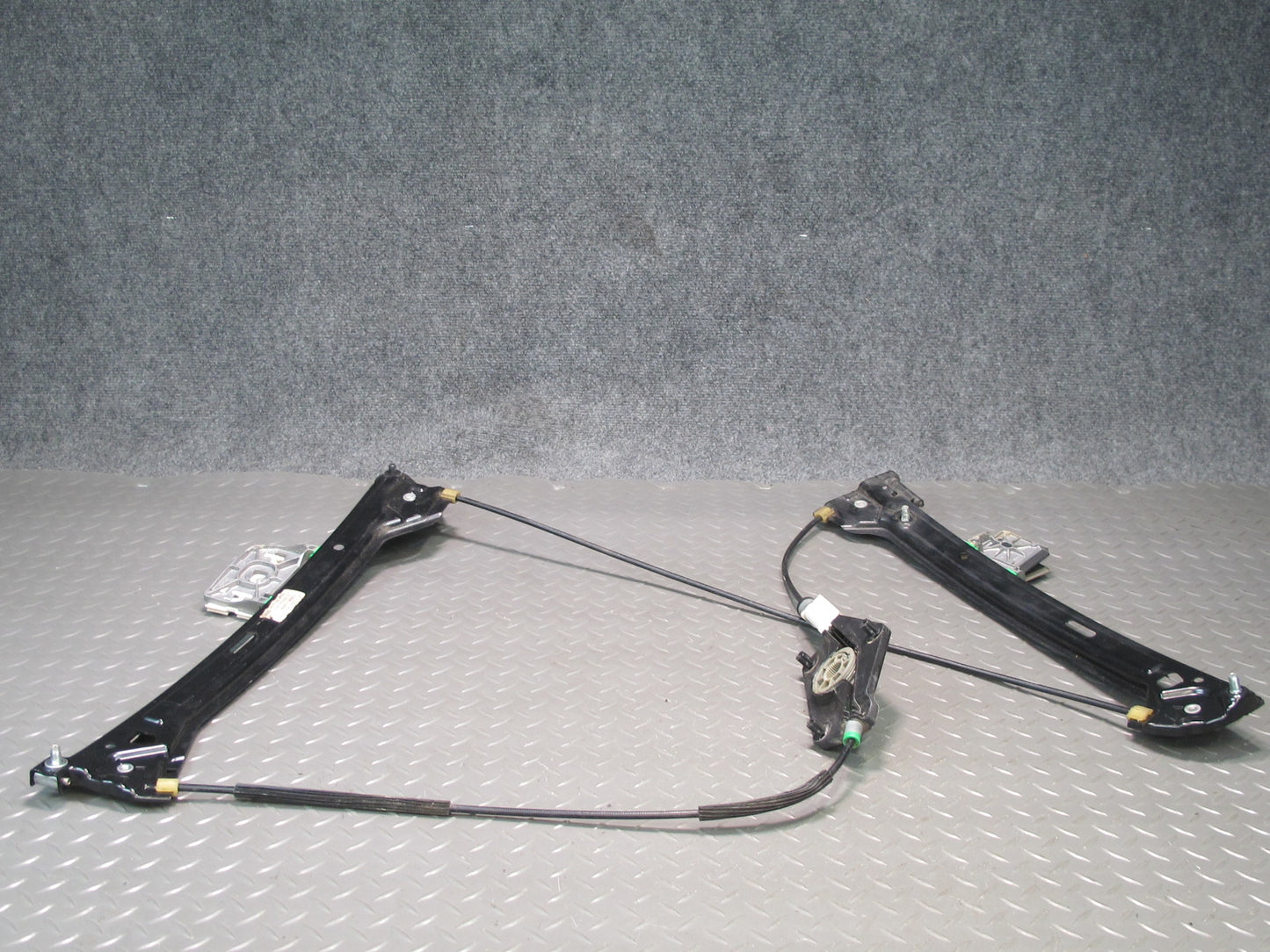 09-16 Audi A5 S5 Right Passenger Door Window Regulator 8T0837462C OEM