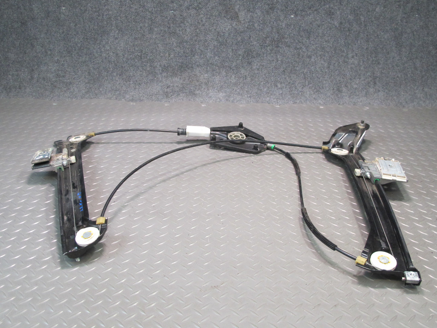 09-16 Audi A5 S5 Right Passenger Door Window Regulator 8T0837462C OEM