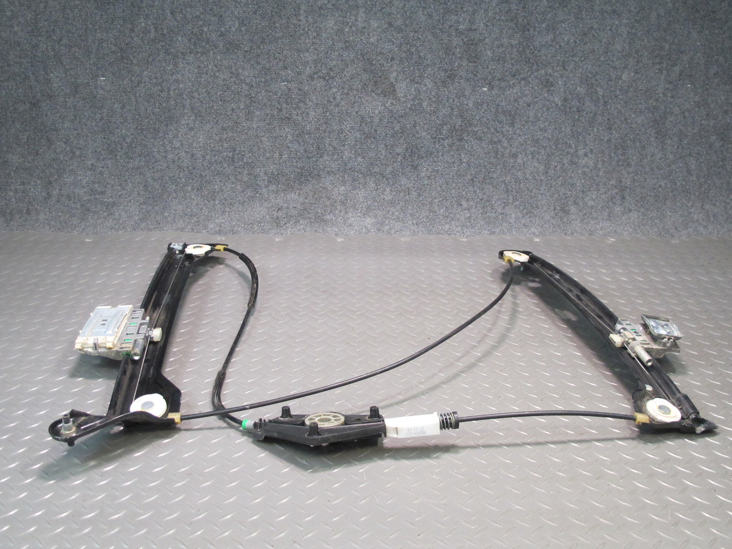 09-16 Audi A5 S5 Right Passenger Door Window Regulator 8T0837462C OEM