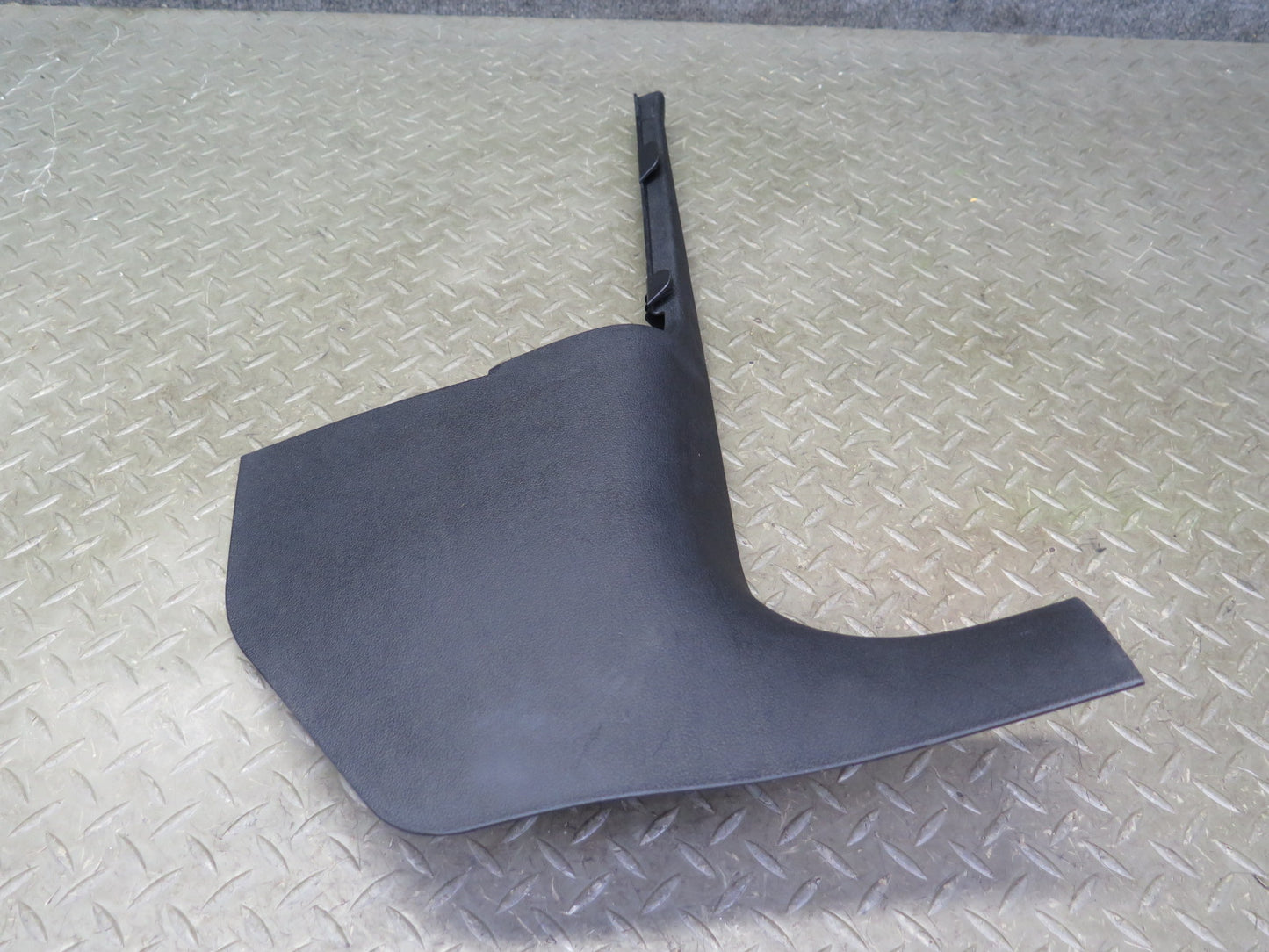 08-16 Audi A5 S5 Set of 2 Front Left Right Lower Kick Trim Cover Panel Black OEM