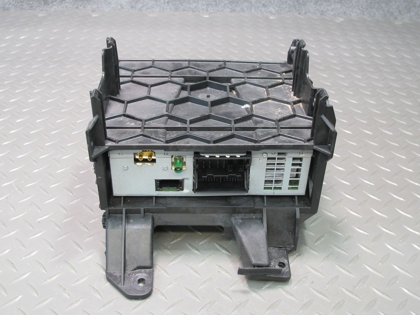 09-12 Audi A5 S5 Rear Trunk Satellite Radio Receiver Module w Mount Bracket OEM