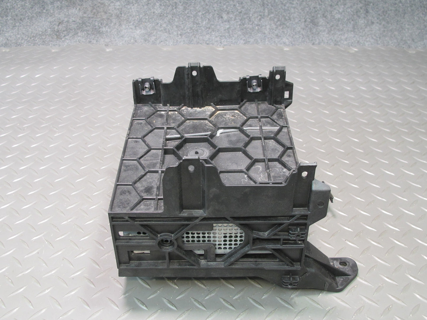 09-12 Audi A5 S5 Rear Trunk Satellite Radio Receiver Module w Mount Bracket OEM