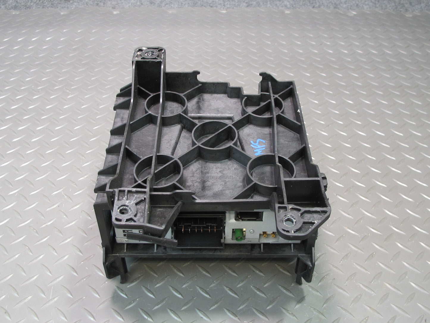 09-12 Audi A5 S5 Rear Trunk Satellite Radio Receiver Module w Mount Bracket OEM