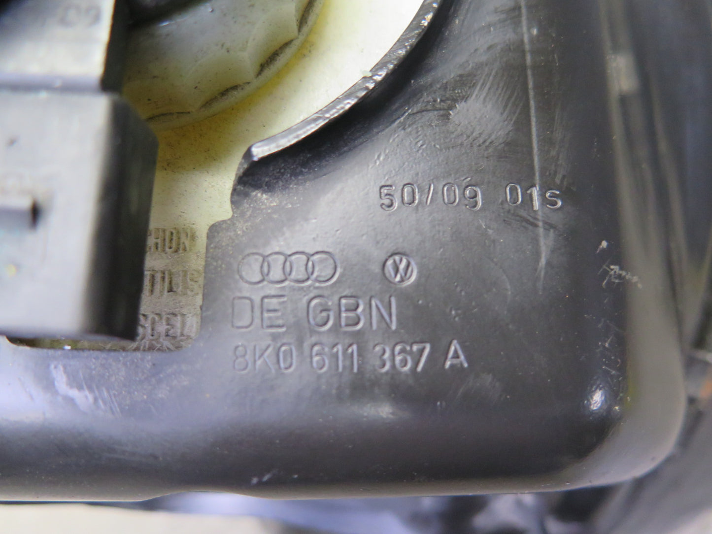 08-12 Audi B8 S5 Brake Master Cylinder Booster Fluid Reservoir OEM